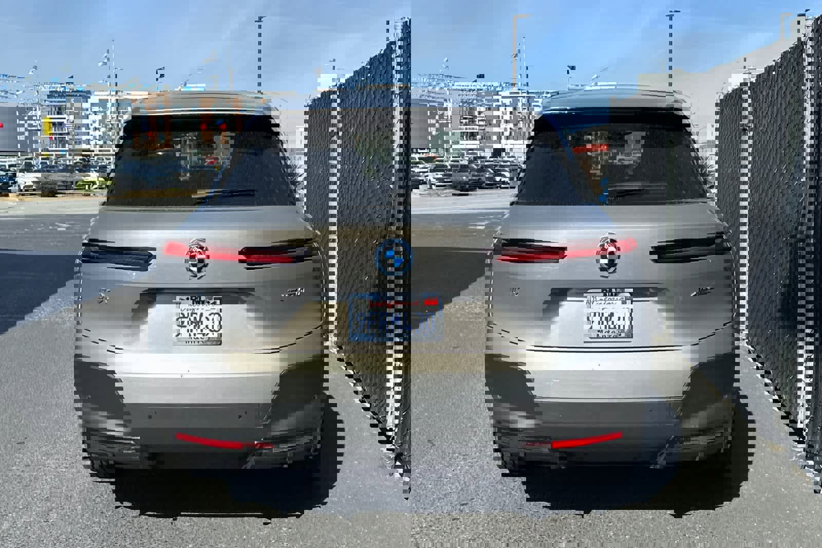 Certified 2023 BMW iX xDrive50 w/ Premium Package image 6