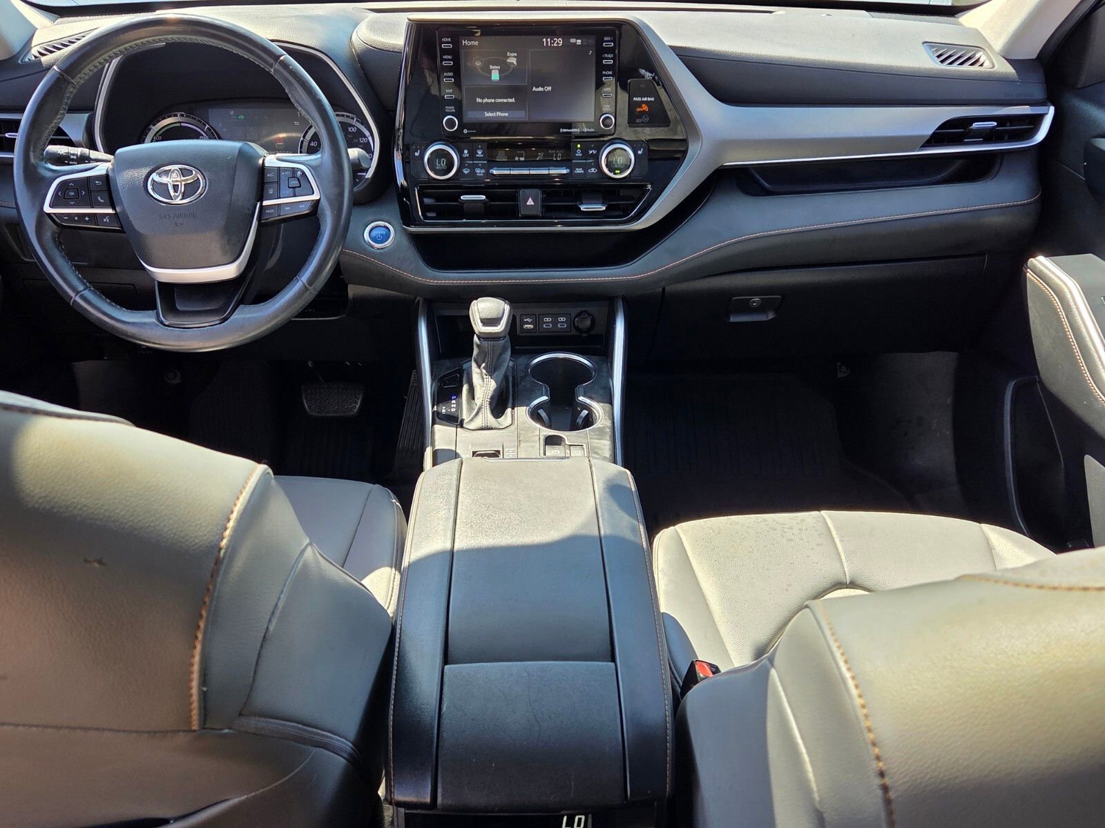 Used 2022 Toyota Highlander Bronze Edition image 8