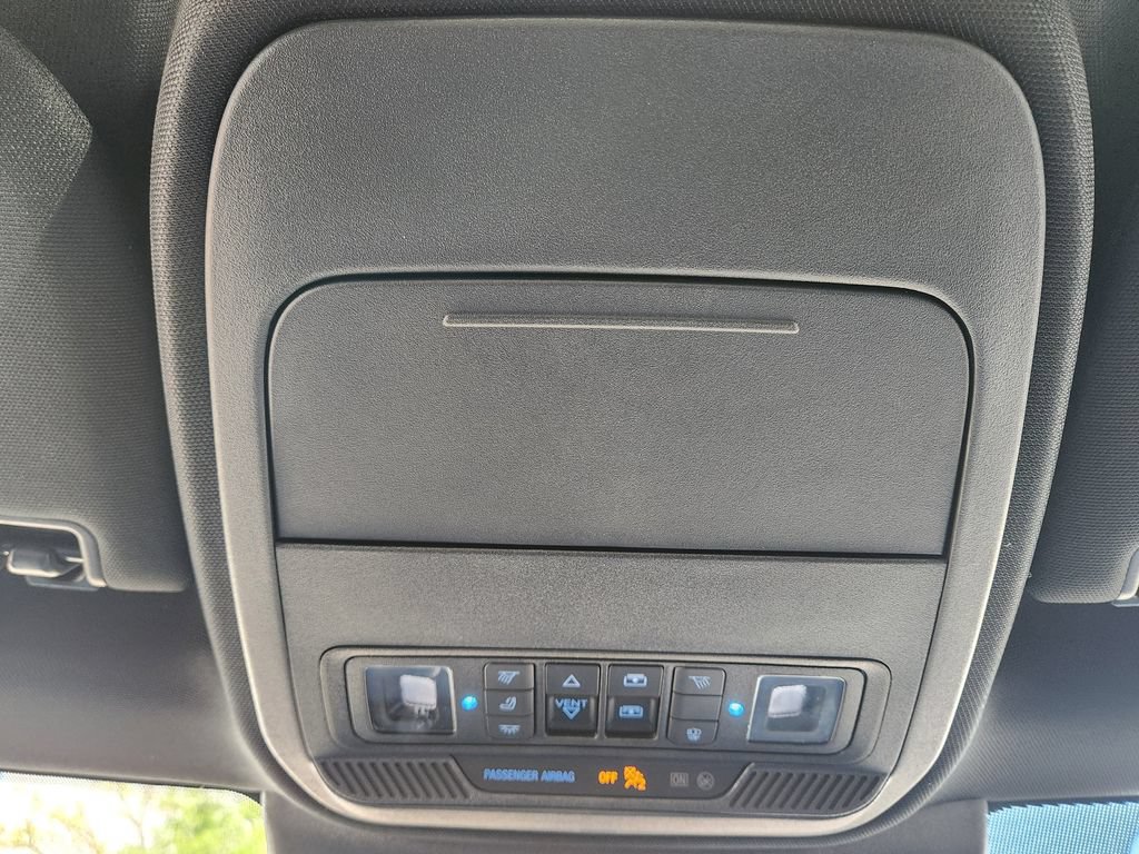 Used 2025 Ford Expedition Tremor AWD/4WD image 30