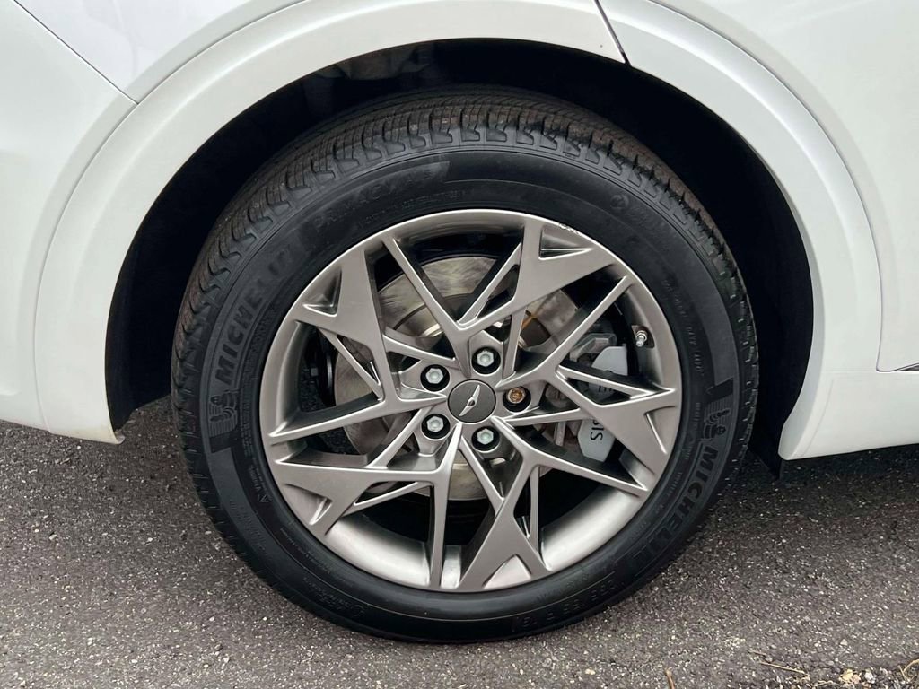 Certified 2023 Genesis GV70 2.5T Select w/ Select Package image 9