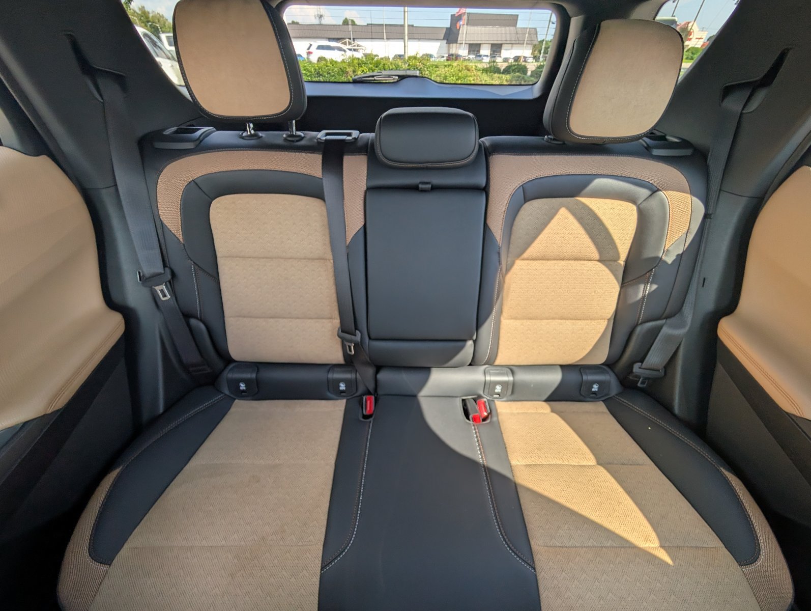 Certified 2026 Chevrolet Equinox ACTIV w/ Convenience Package III FWD image 27