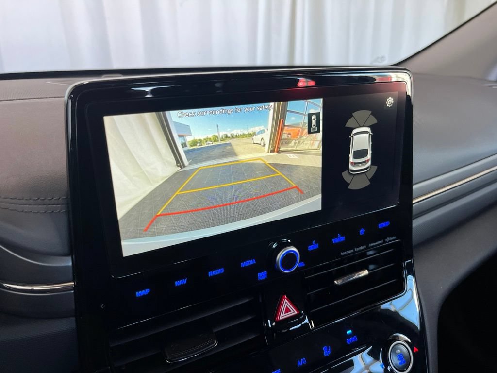 Used 2021 Hyundai Ioniq Limited FWD image 13