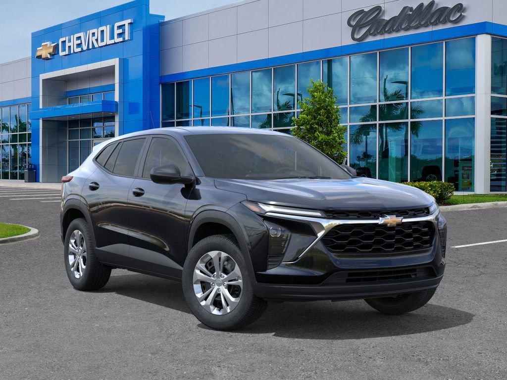 New 2026 Chevrolet Trax LS image 7