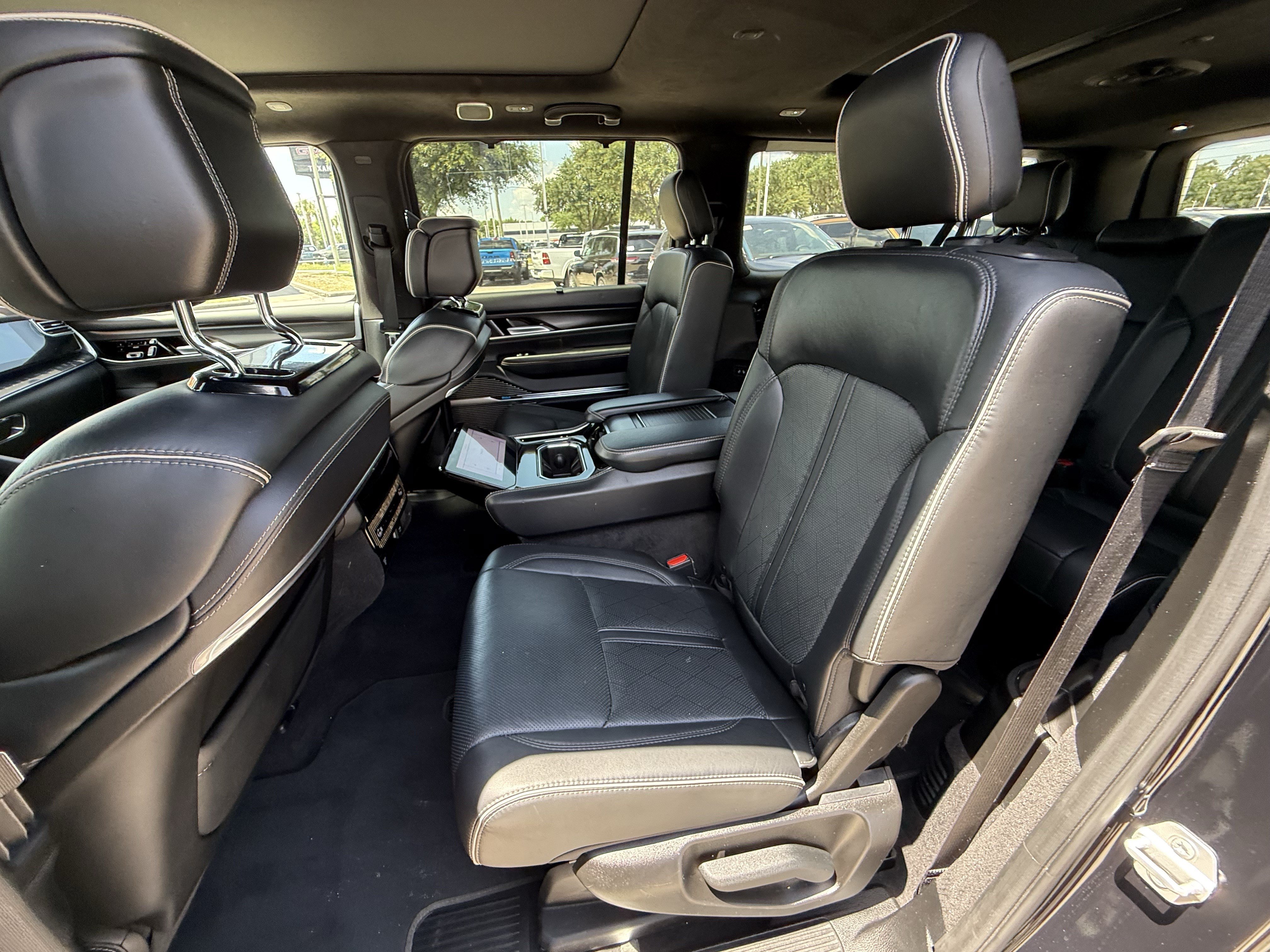 Used 2024 Jeep Grand Wagoneer L Series II w/ Quick Order Packagew 28T AWD/4WD image 29