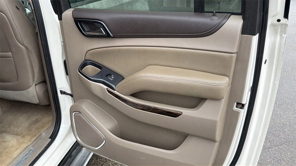 Used 2015 GMC Yukon XL SLT w/ Open Road Package image 43