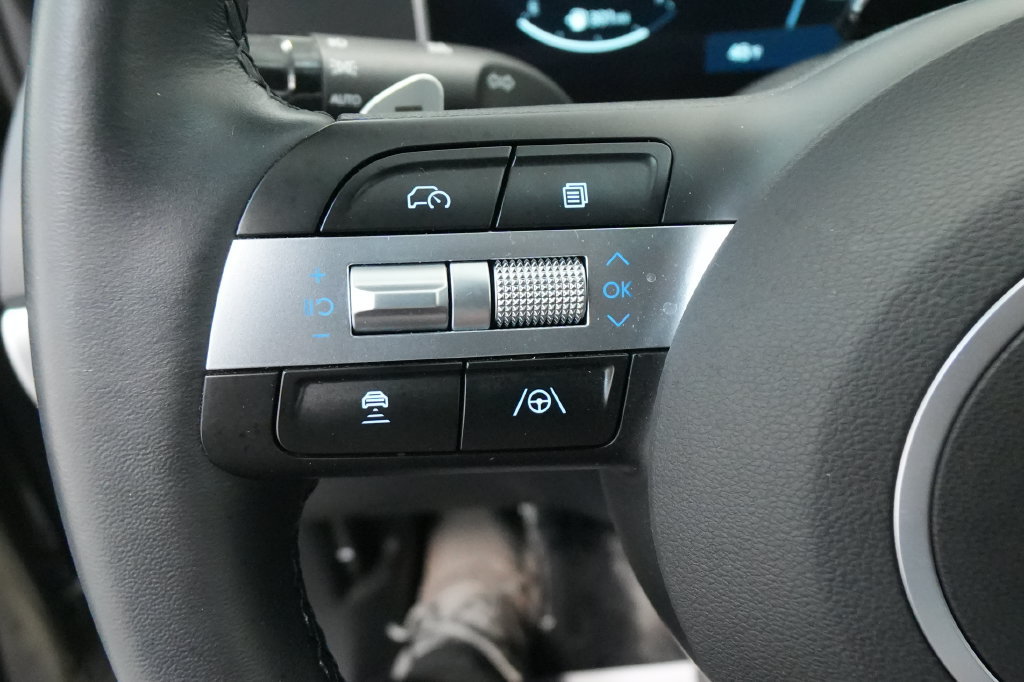 Used 2025 Hyundai Santa Cruz XRT AWD/4WD image 41