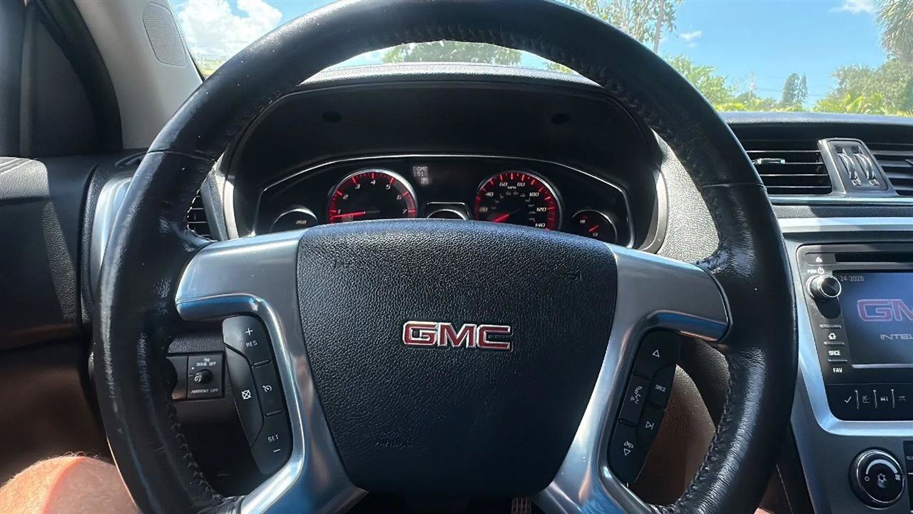 Used 2014 GMC Acadia SLE FWD image 36