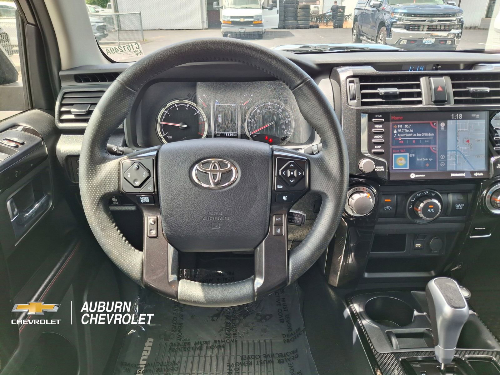 Used 2020 Toyota 4Runner TRD Off-Road Premium AWD/4WD image 10