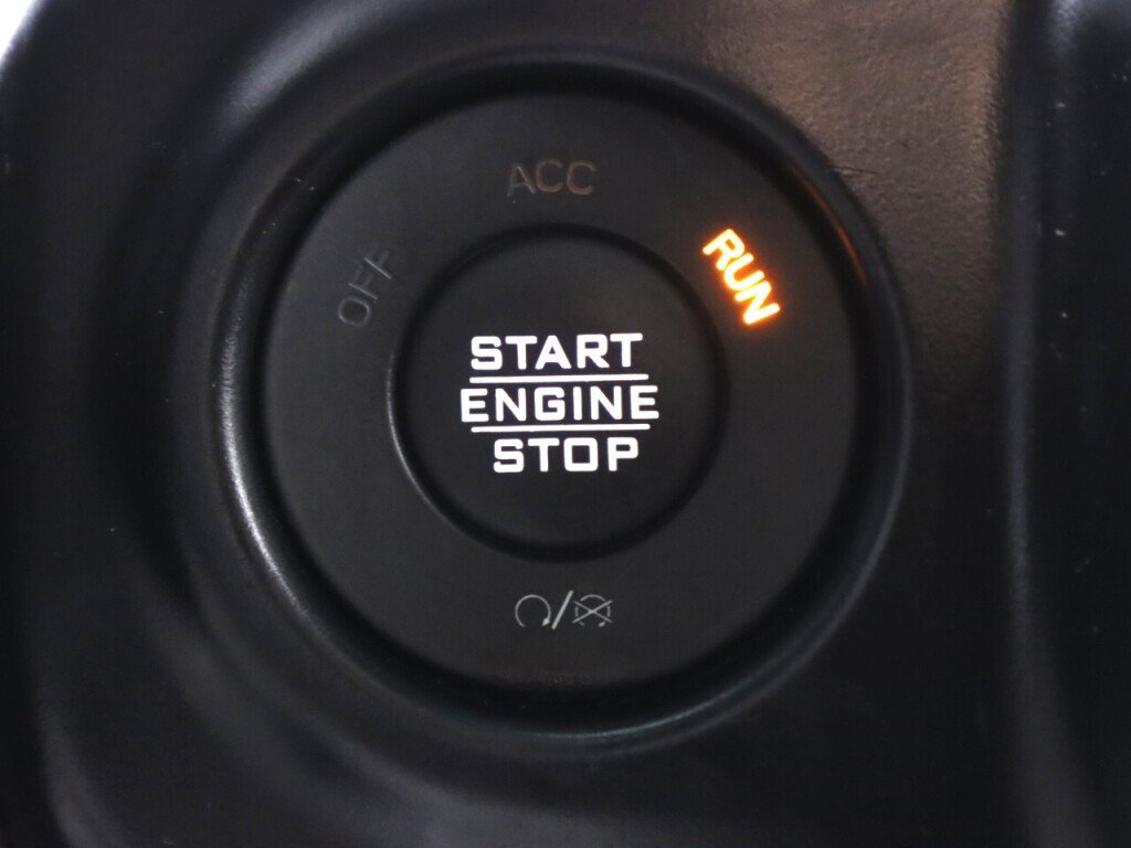Used 2023 Jeep Wrangler Unlimited AWD/4WD image 24