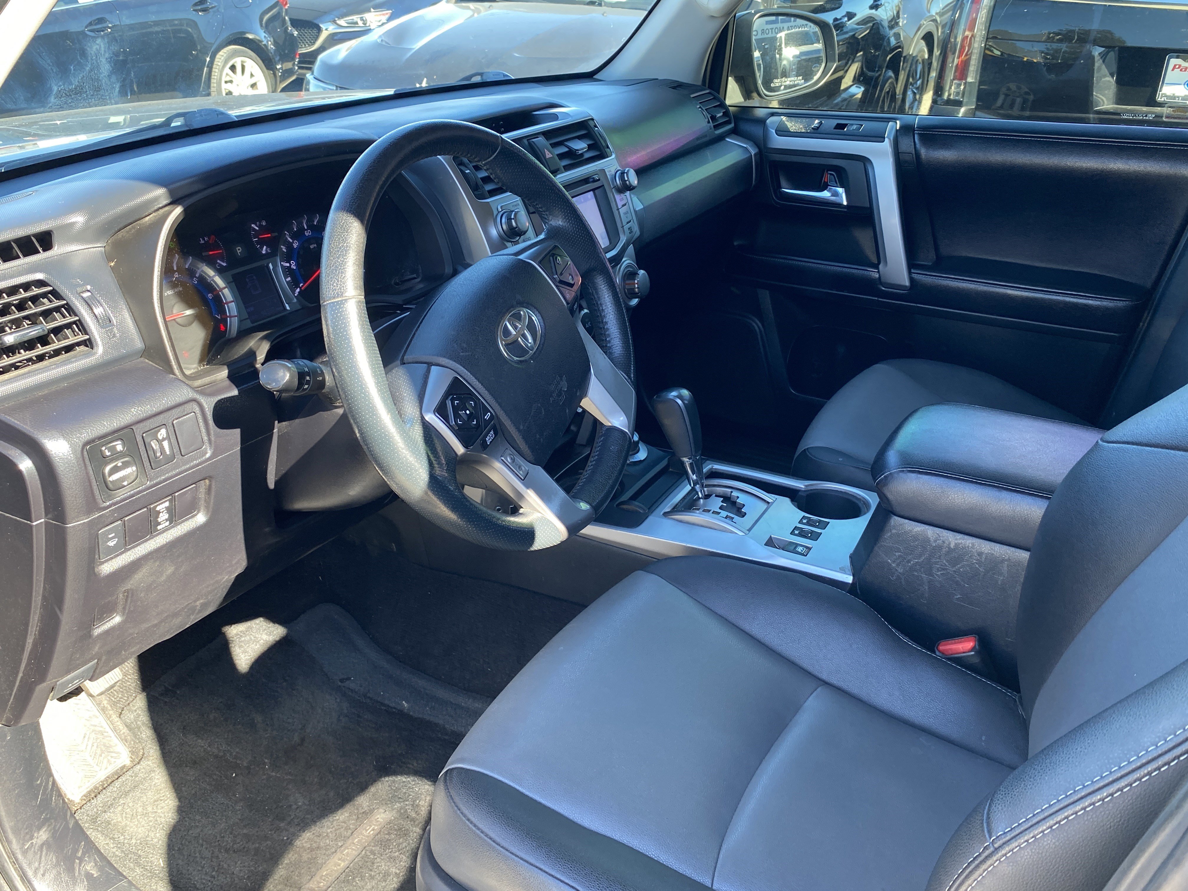 Used 2019 Toyota 4Runner SR5 Premium image 7