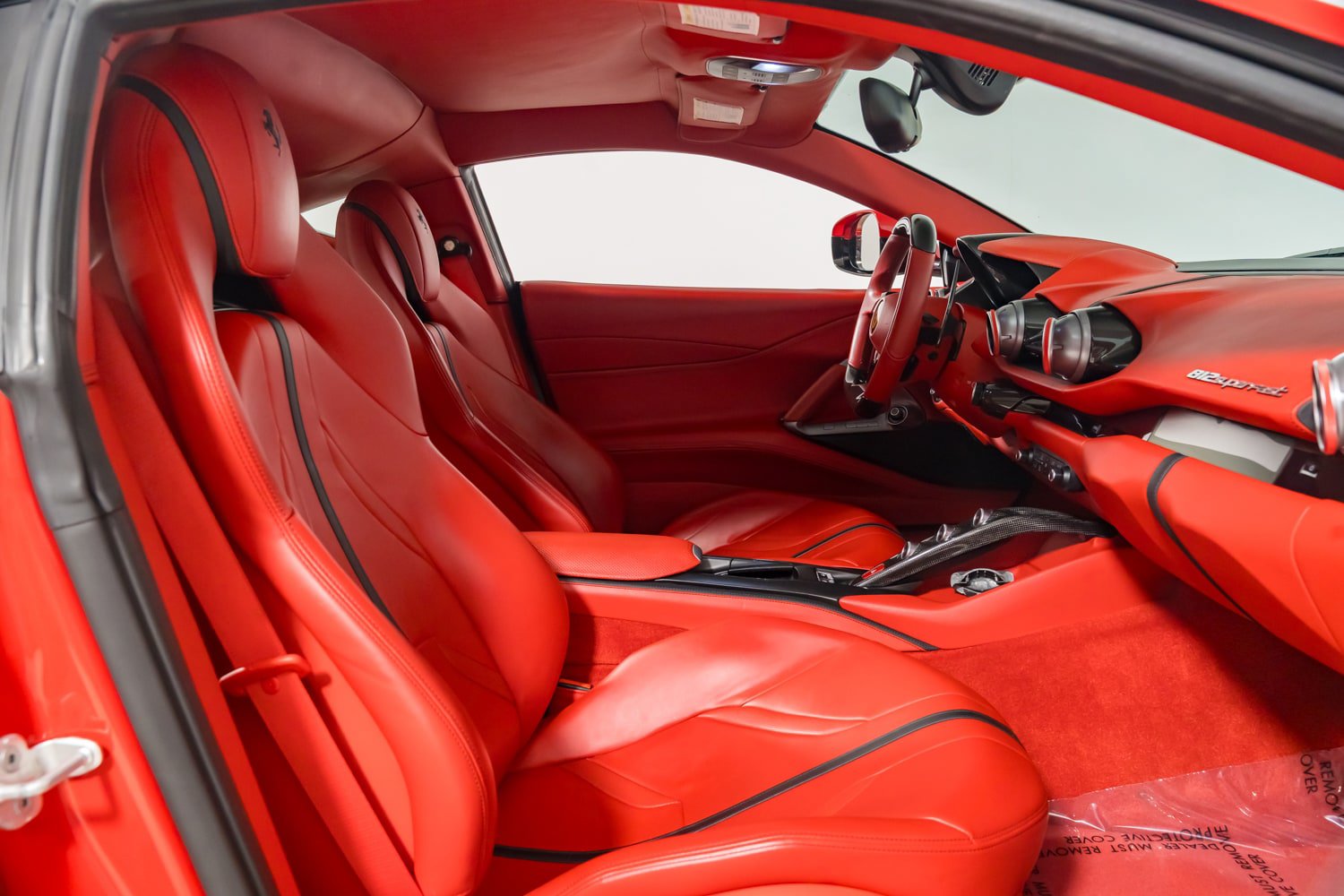 Used 2018 Ferrari 812 Superfast RWD image 28