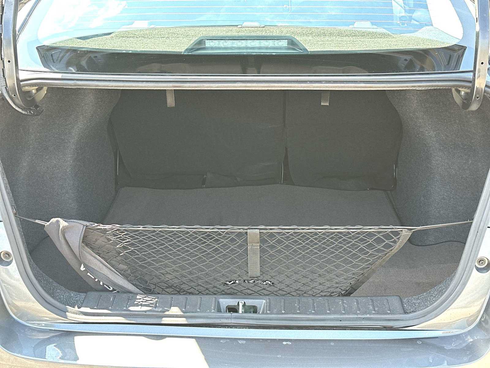 Used 2025 Nissan Versa SV w/ Trunk Package FWD image 28