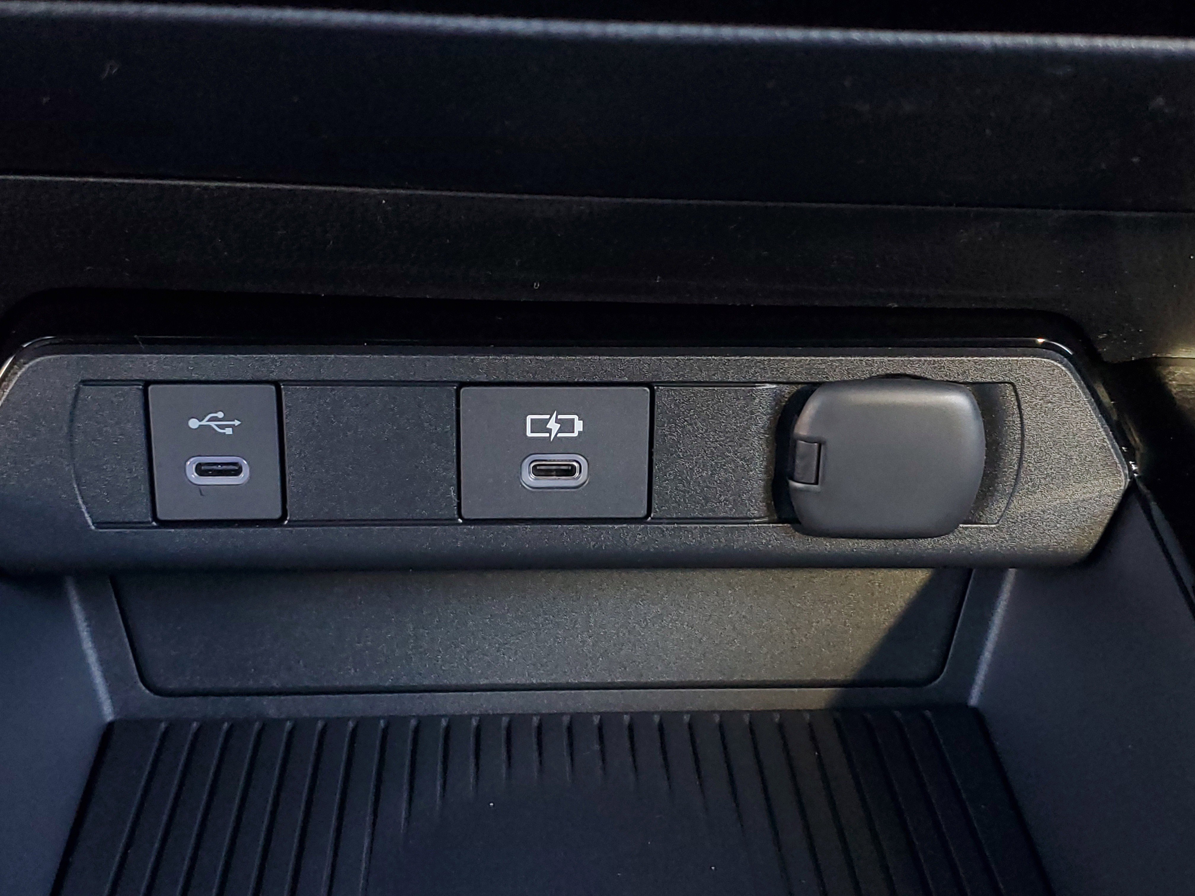 New 2026 Toyota Prius Plug-In Hybrid image 25