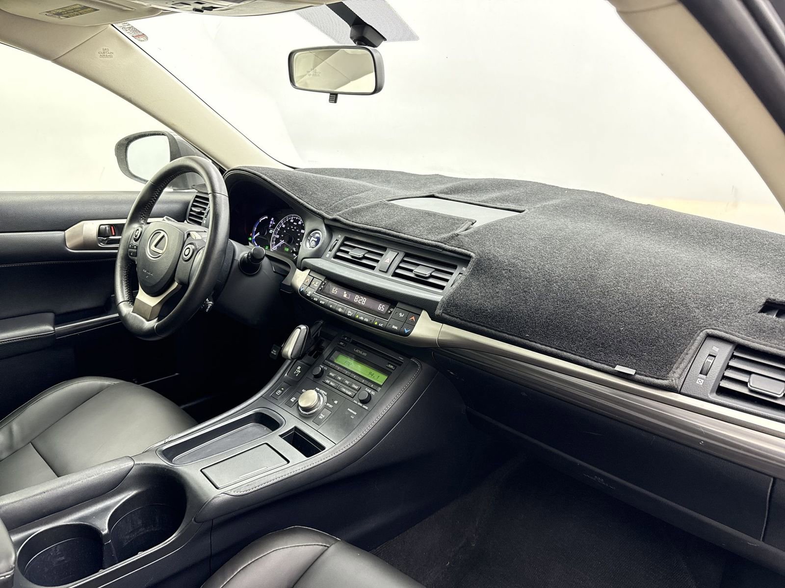 Used 2014 Lexus CT 200h image 31