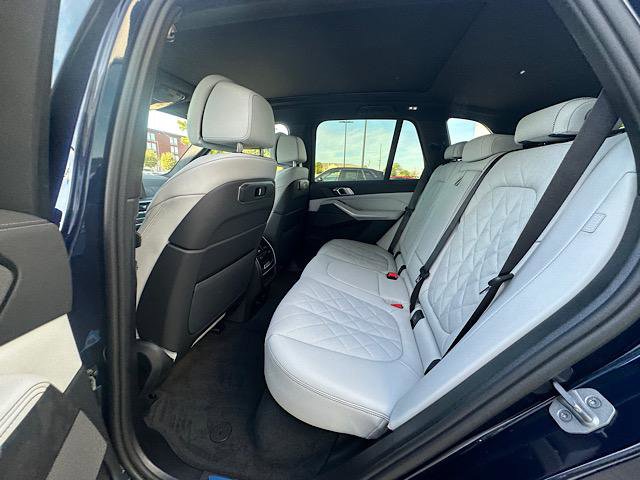New 2026 BMW X5 xDrive50e w/ M Sport Package image 5