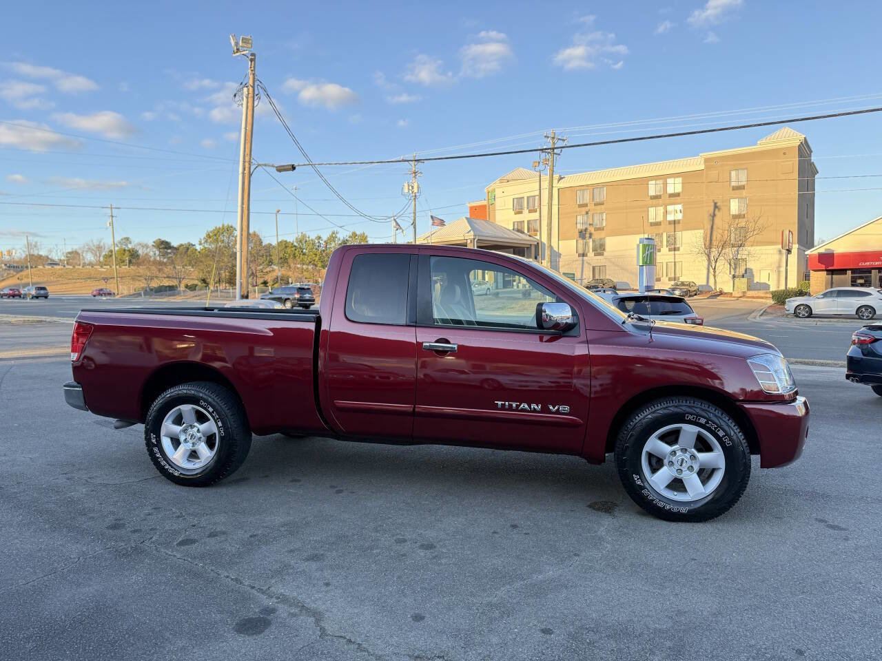 Used 2005 Nissan Titan SE w/ (W01) Utility Bed Pkg image 9