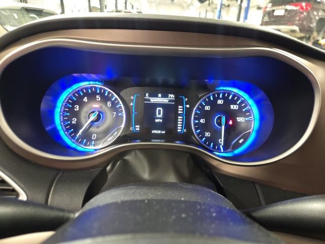 Used 2024 Chrysler Voyager LX FWD image 16