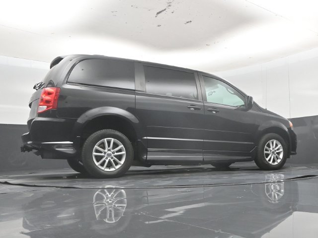 Used 2014 Dodge Grand Caravan SXT FWD image 49