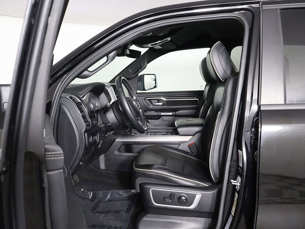 Used 2023 RAM 1500 Laramie AWD/4WD image 27