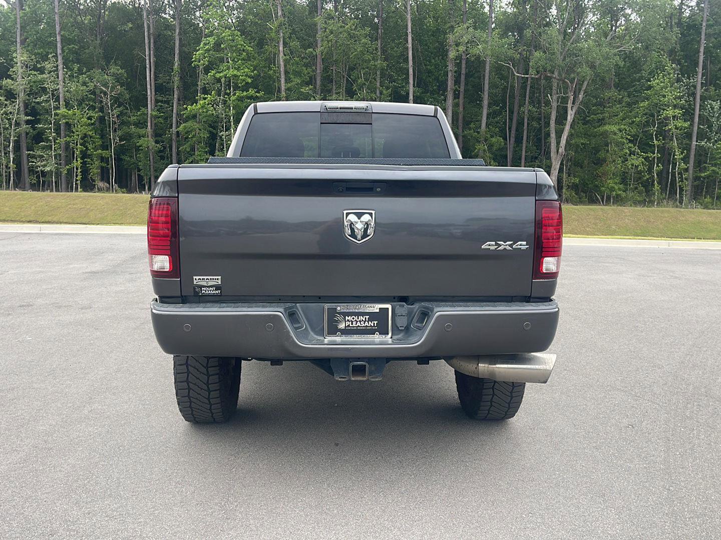 Used 2018 RAM 2500 Laramie w/ Sport Appearance Group AWD/4WD image 6