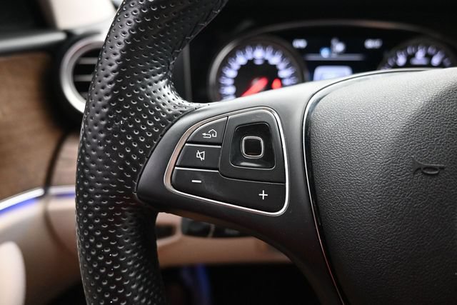 Used 2017 Mercedes-Benz E 300 4MATIC image 13