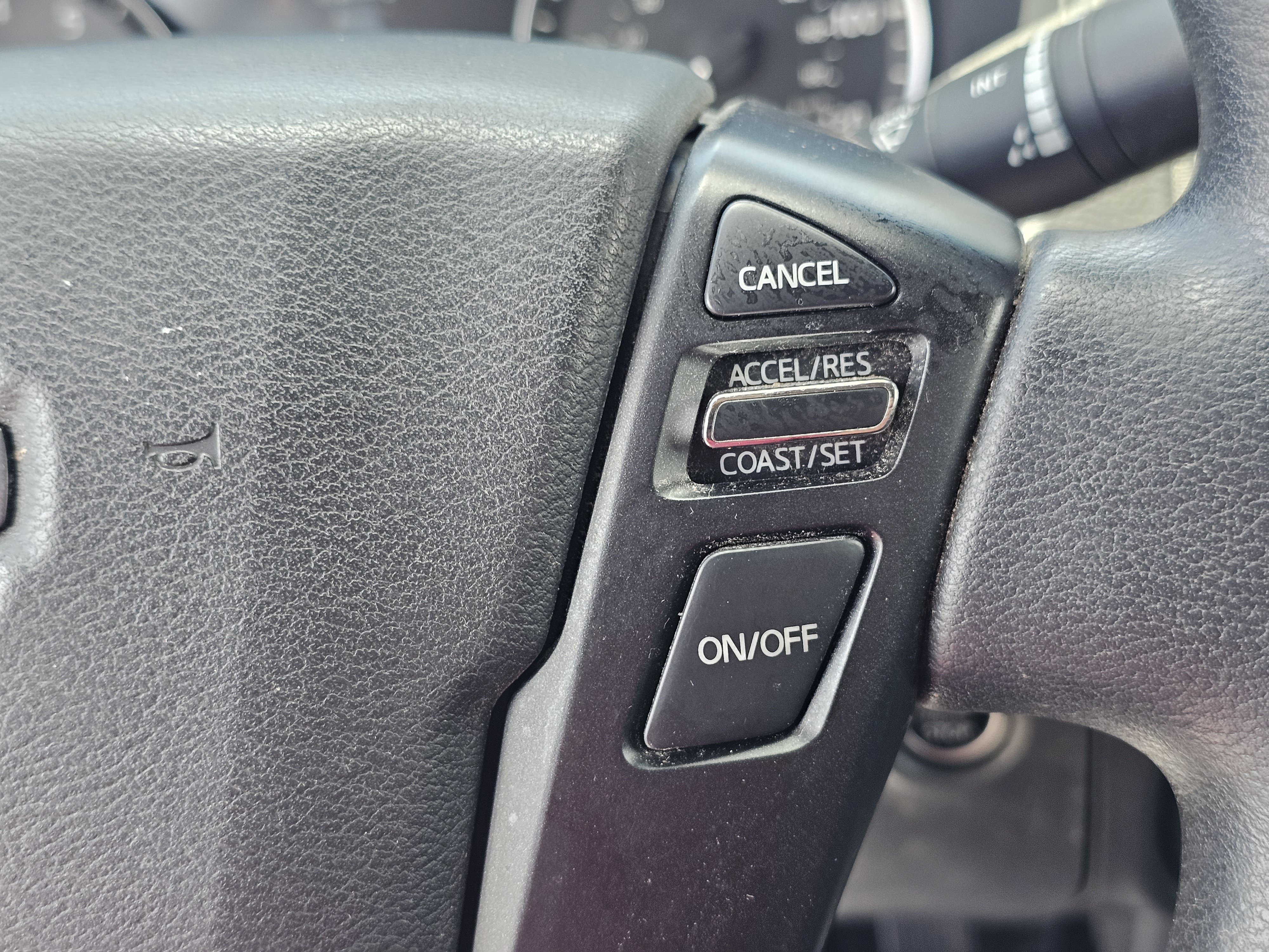 Used 2024 Nissan Frontier SV RWD image 20