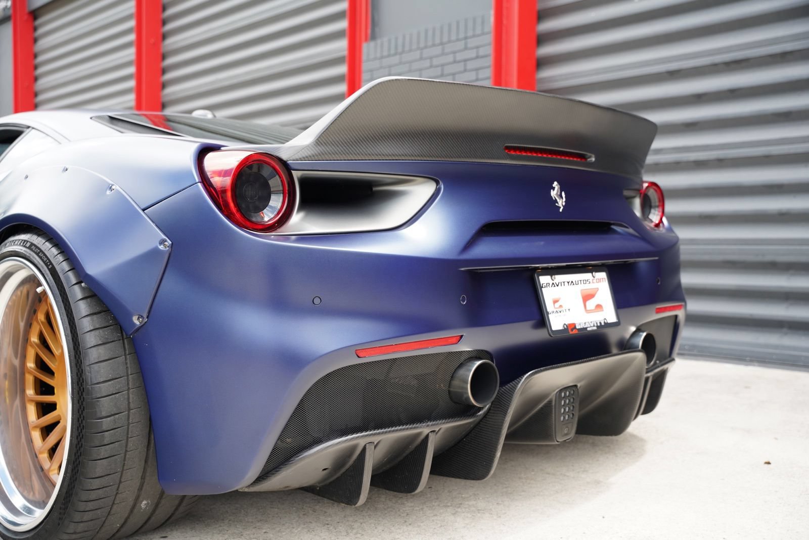 Used 2017 Ferrari 488 GTB RWD image 4