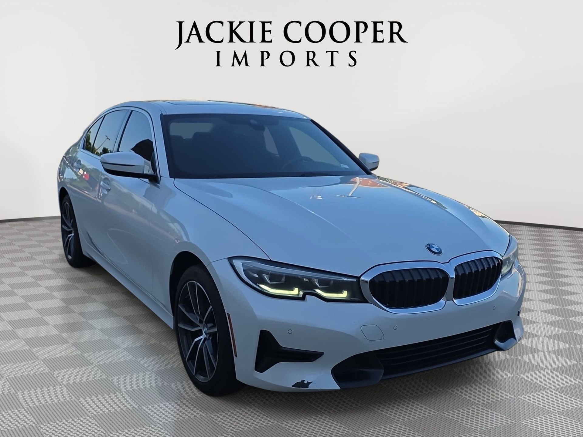 Used 2021 BMW 330i xDrive Sedan w/ Convenience Package AWD/4WD image 3