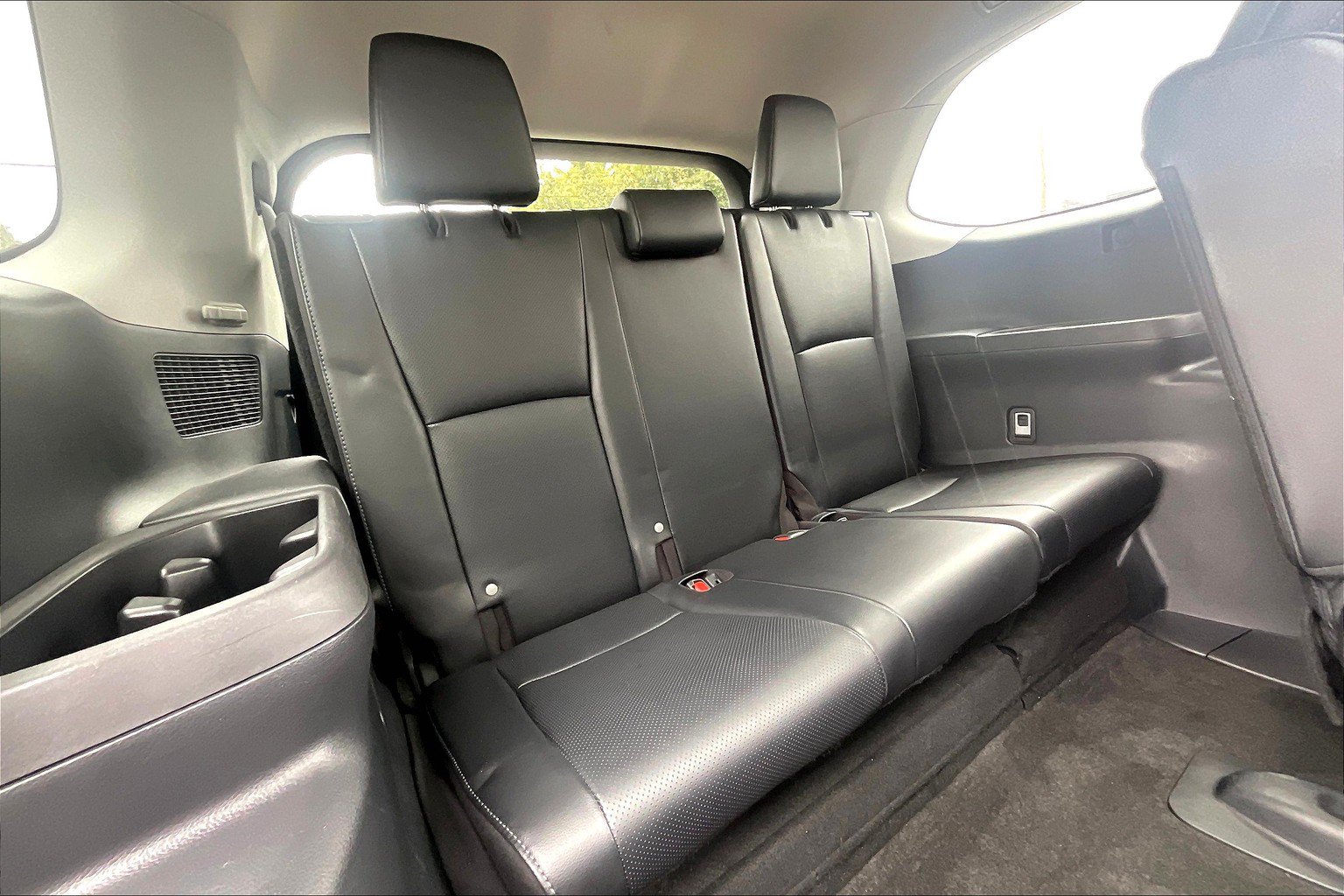 Used 2024 Toyota Grand Highlander AWD image 33