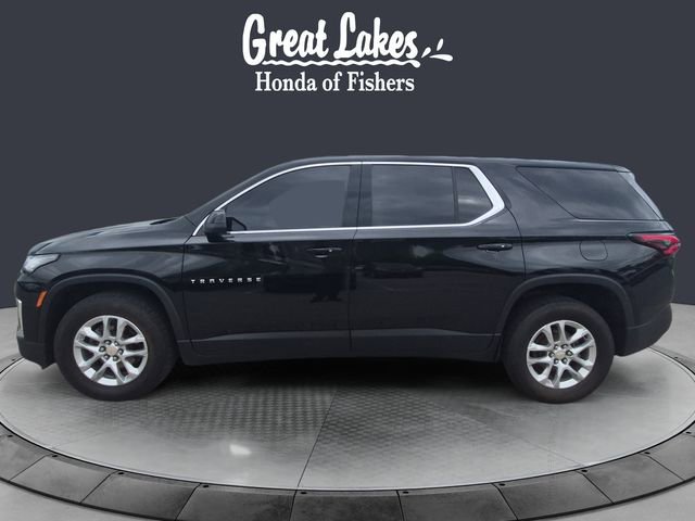 Used 2022 Chevrolet Traverse LS FWD image 2