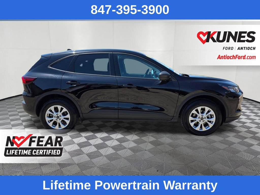 Certified 2025 Ford Escape Active AWD/4WD image 8