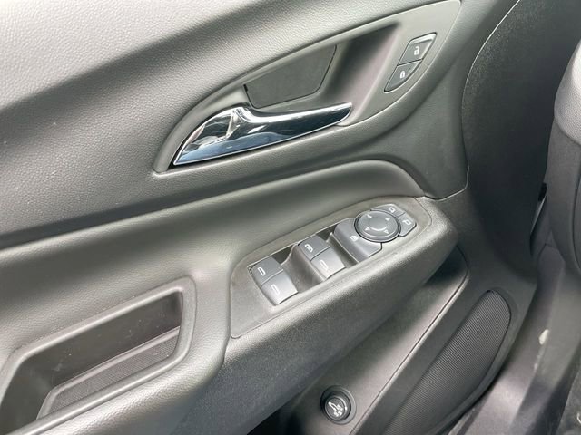 Used 2024 Chevrolet Equinox LT AWD/4WD image 13