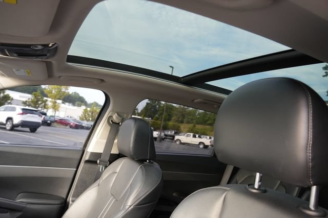 Used 2022 Kia Sorento EX w/ Panoramic Sunroof Package FWD image 23