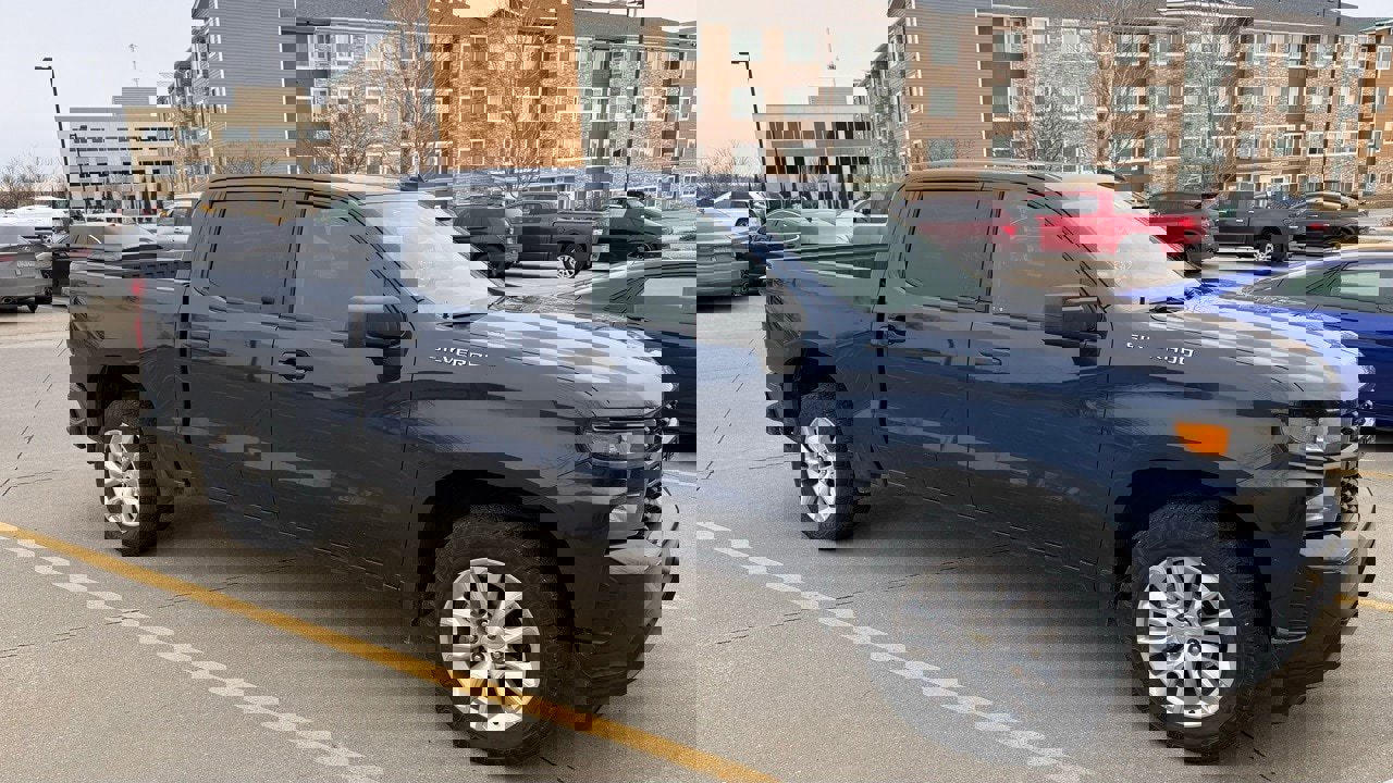 Used 2021 Chevrolet Silverado 1500 Custom w/ Safety Confidence Package image 6