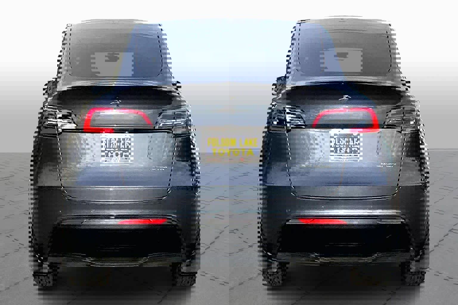 Used 2020 Tesla Model Y Long Range image 4