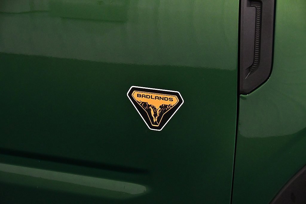 Used 2025 Ford Bronco Sport Badlands image 10