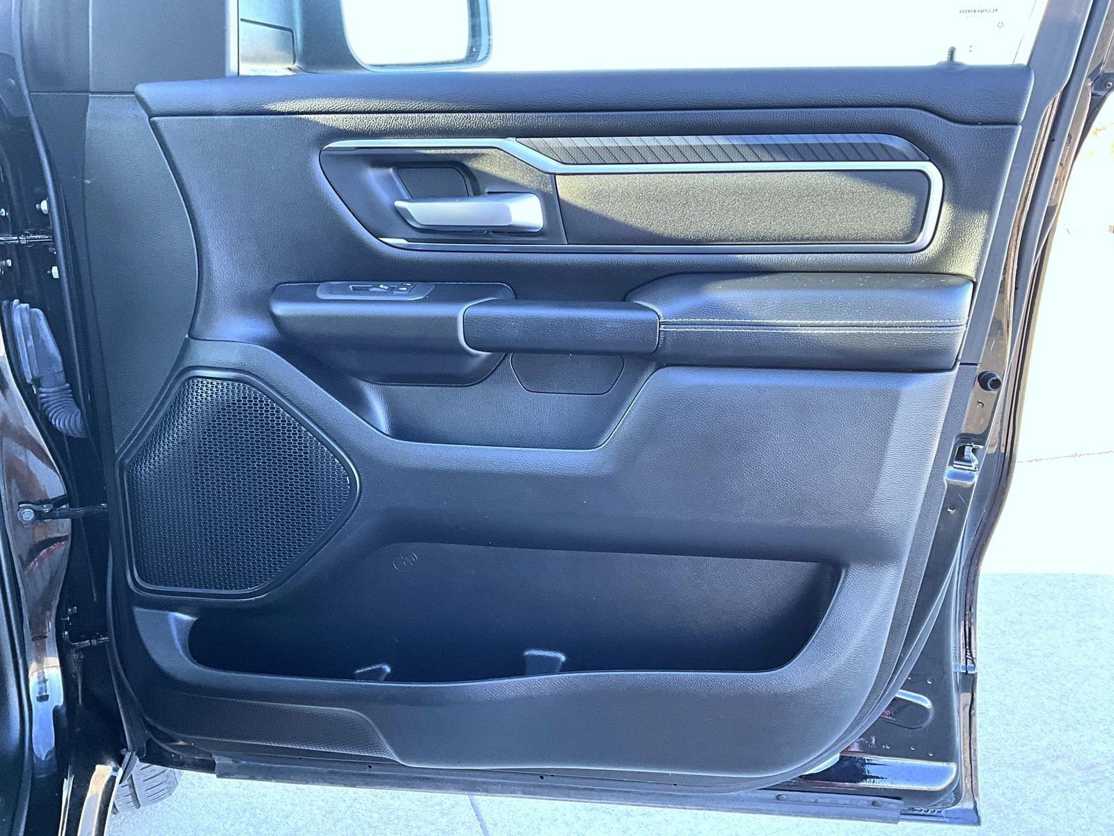 Used 2025 RAM 1500 Big Horn AWD/4WD image 17