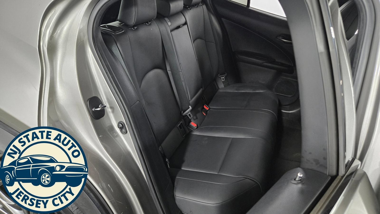 Used 2021 Lexus UX 200 F Sport w/ Accessory Package (Z1) FWD image 38