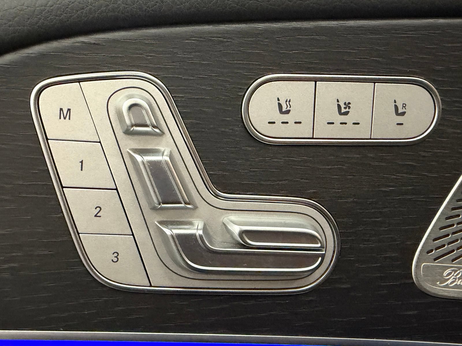 Used 2024 Mercedes-Benz GLE 450 4MATIC image 22