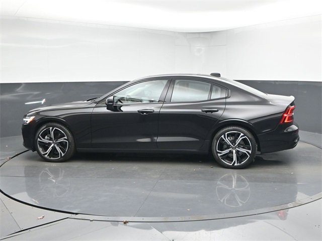 Used 2024 Volvo S60 B5 Ultimate image 5