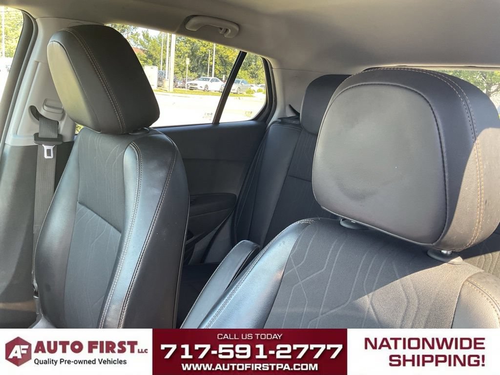 Used 2021 Chevrolet Trax LT w/ Driver Confidence Package AWD/4WD image 9