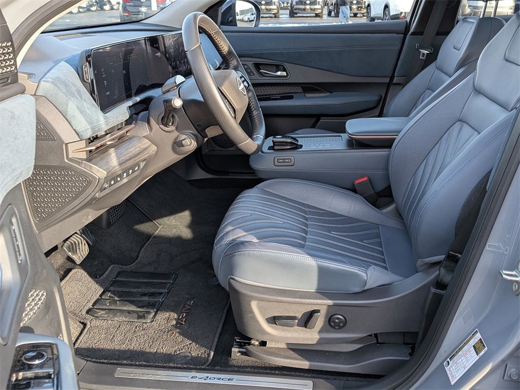 Used 2024 Nissan Ariya AWD image 11