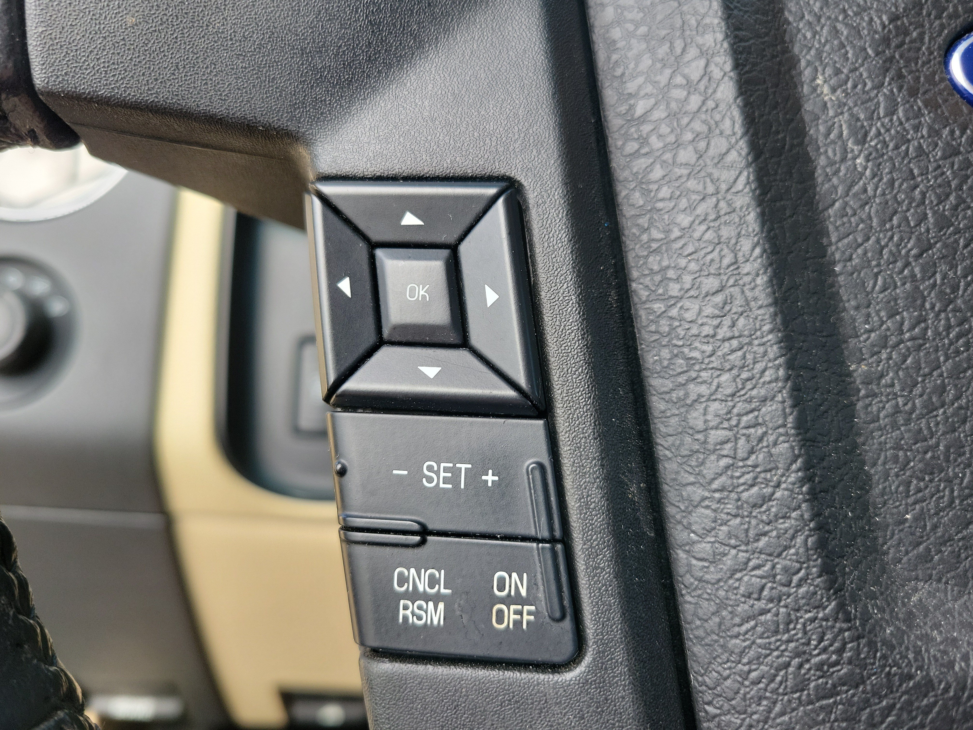 Used 2016 Ford Expedition XL AWD/4WD image 16