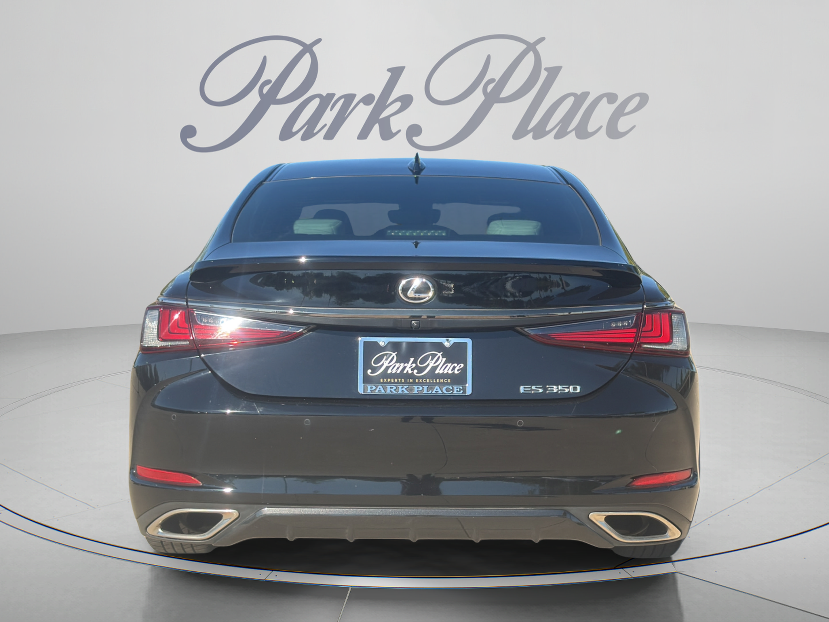 Certified 2024 Lexus ES 350 F Sport w/ Accessory Package (Z2) FWD image 4