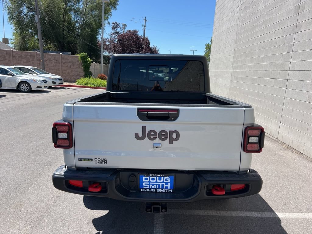 Used 2023 Jeep Gladiator Rubicon w/ LED Lighting Group AWD/4WD image 6