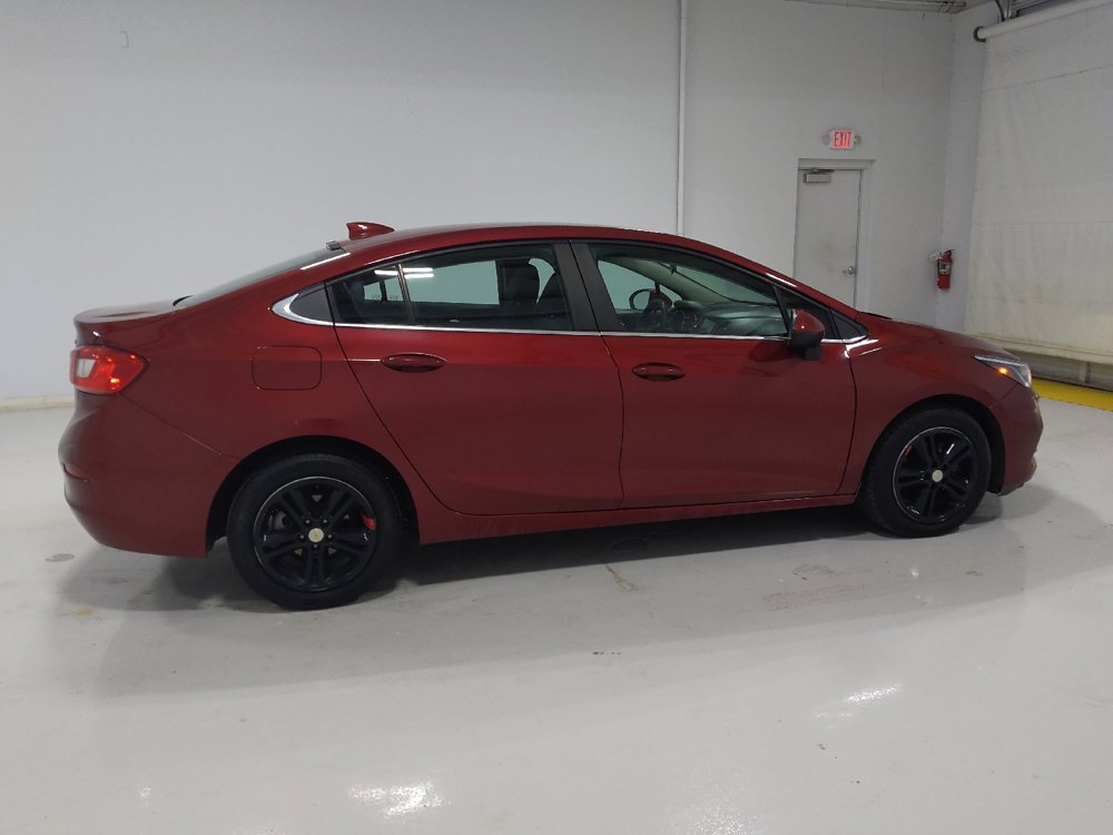 Used 2018 Chevrolet Cruze LT FWD image 10