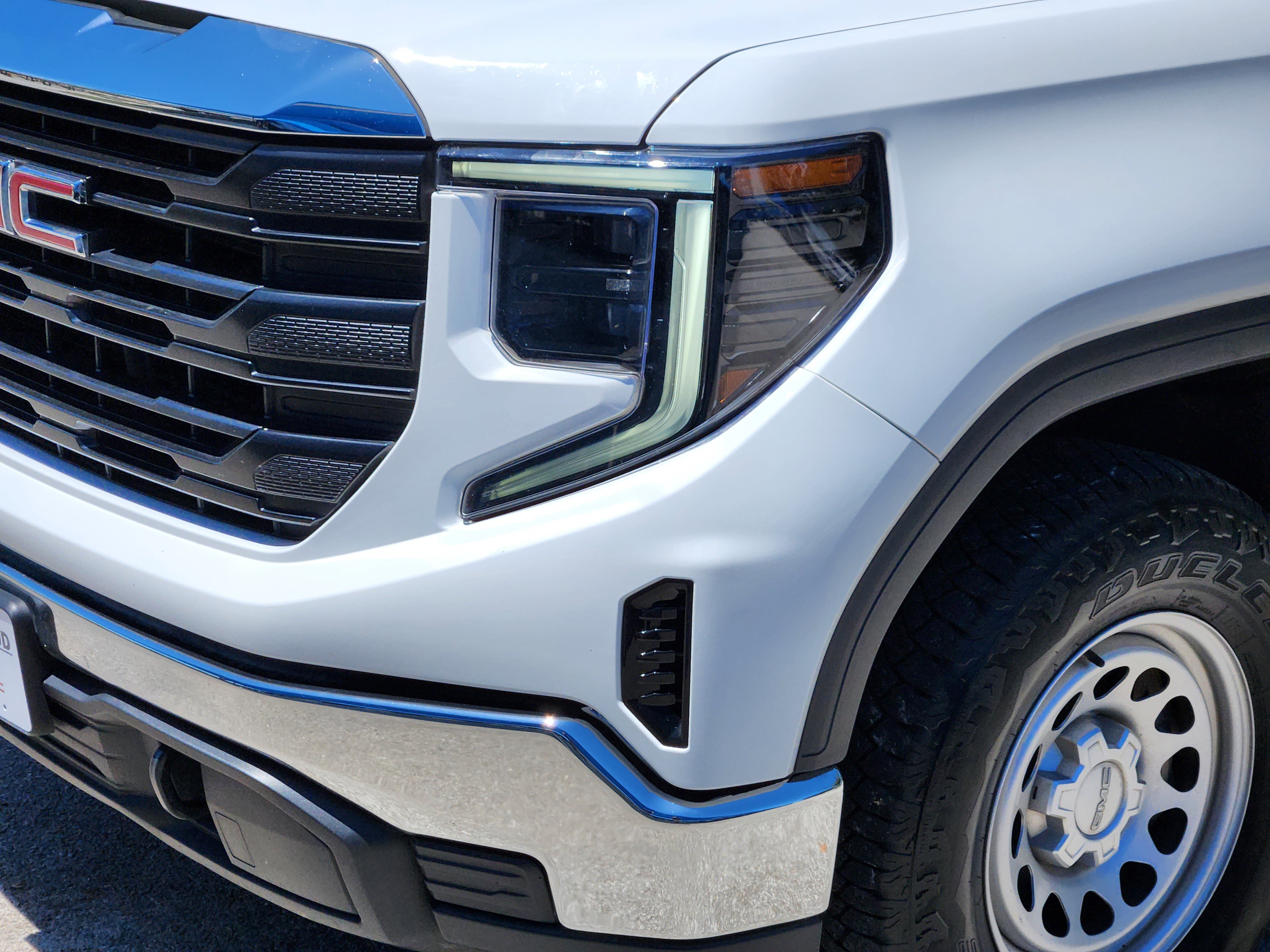 Used 2023 GMC Sierra 1500 Pro image 9