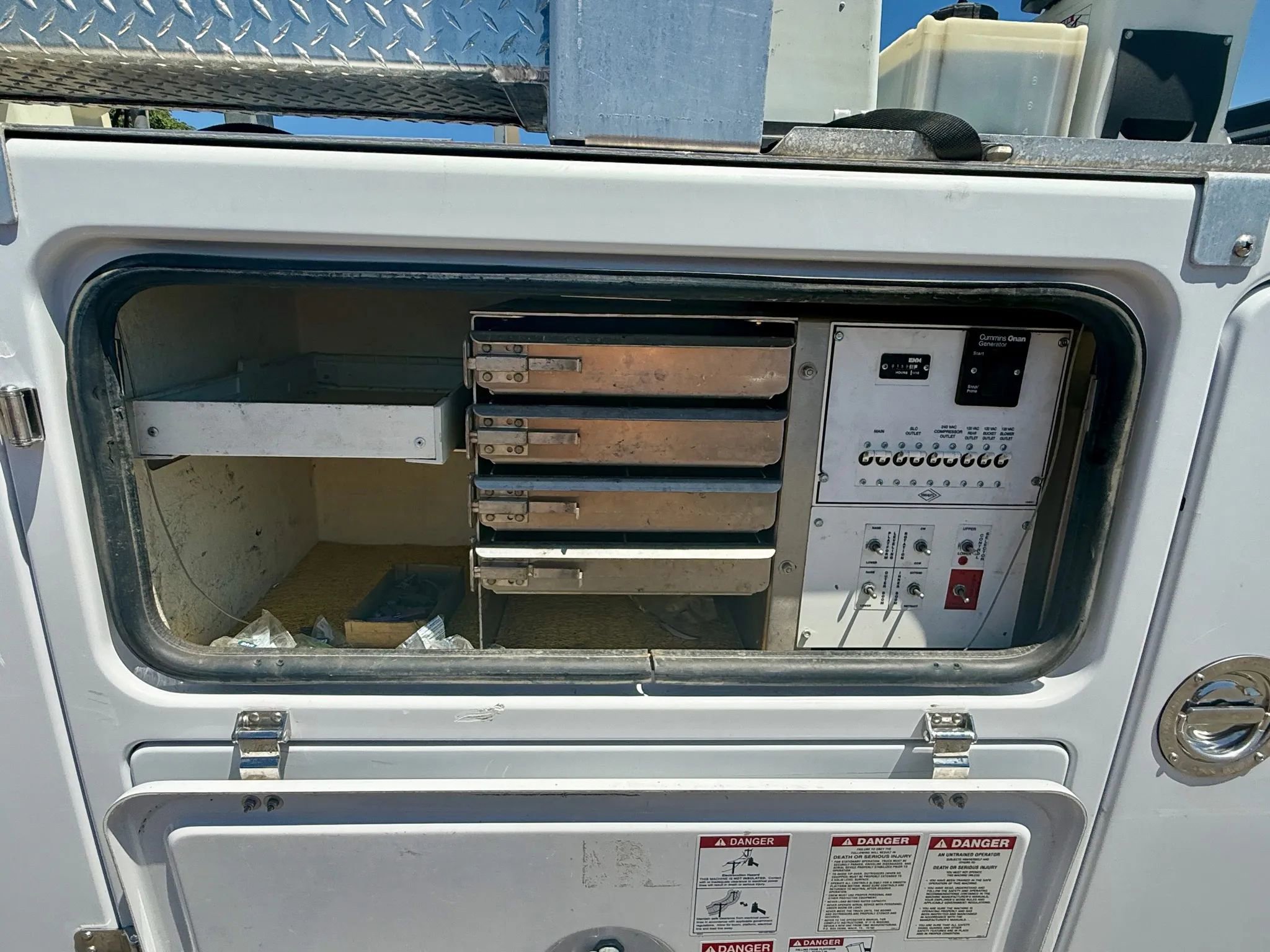 Used 2015 Ford F450 XL AWD/4WD image 23