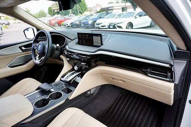Used 2022 Acura MDX w/ Technology Package FWD image 16
