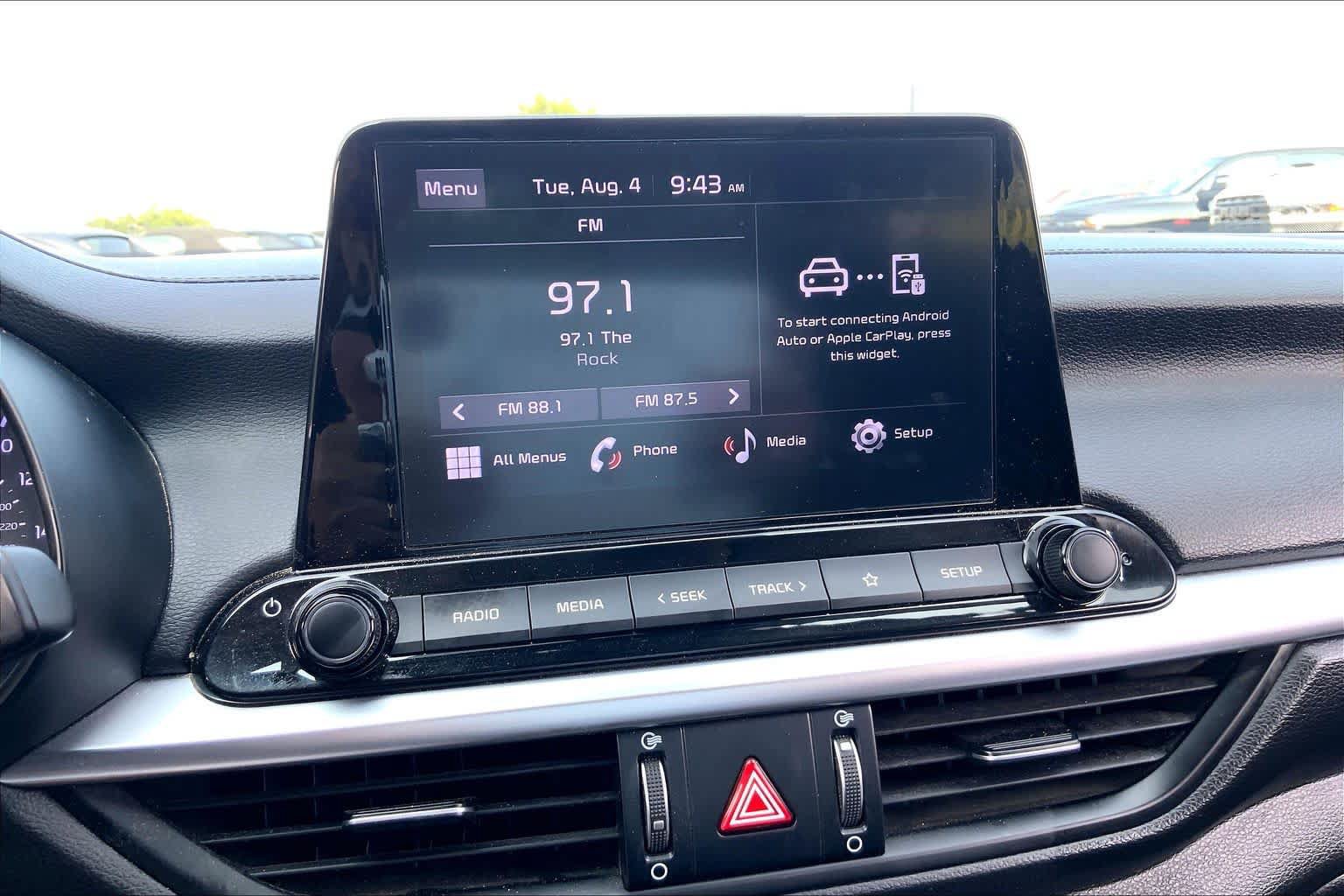 Used 2022 Kia Forte LXS FWD image 14